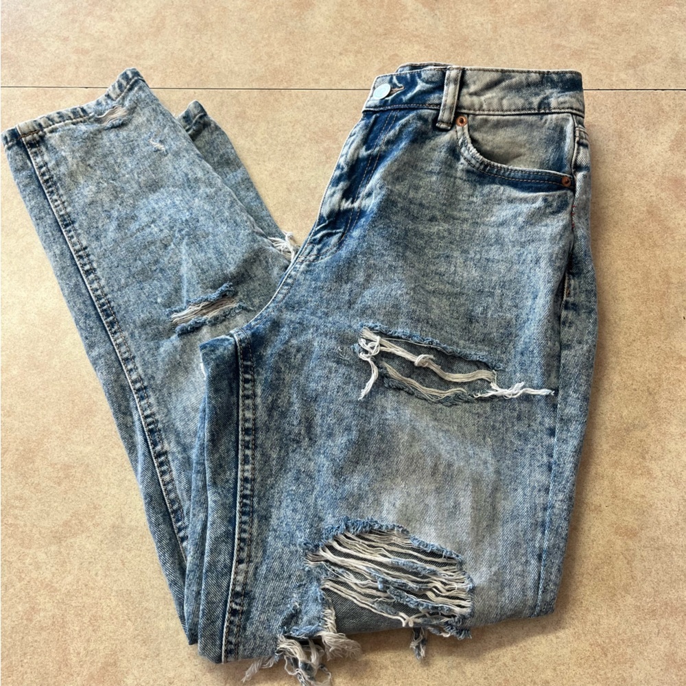 Aeropostale High Rise Distressed Mom Jeans